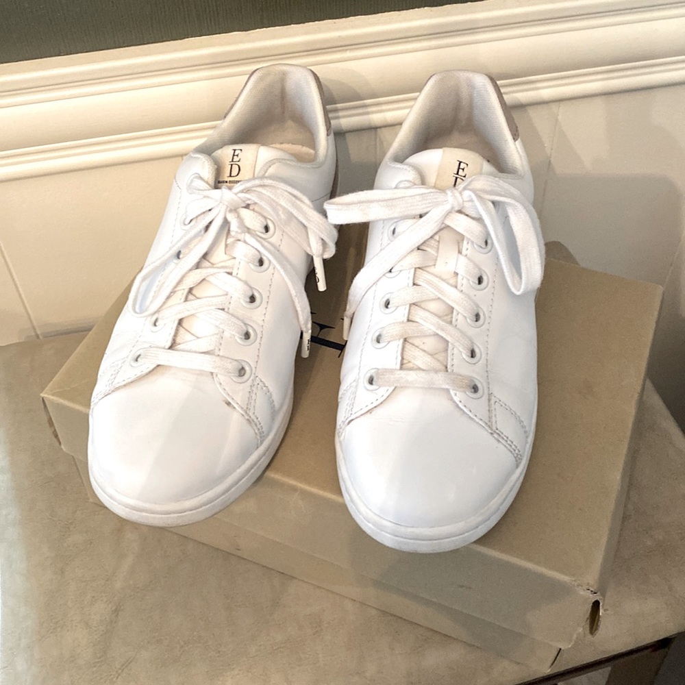 ED by Ellen Sneakers